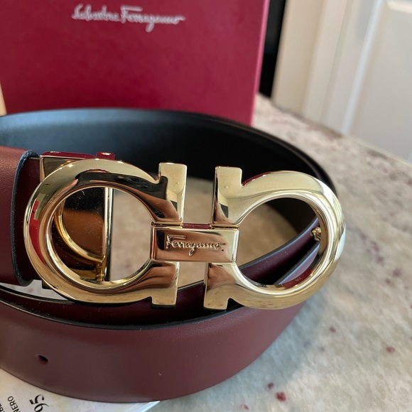 Salvatore Ferragamo Reversible & Adjustable Belt, Nebbiolo/Black - Picture 2 of 2